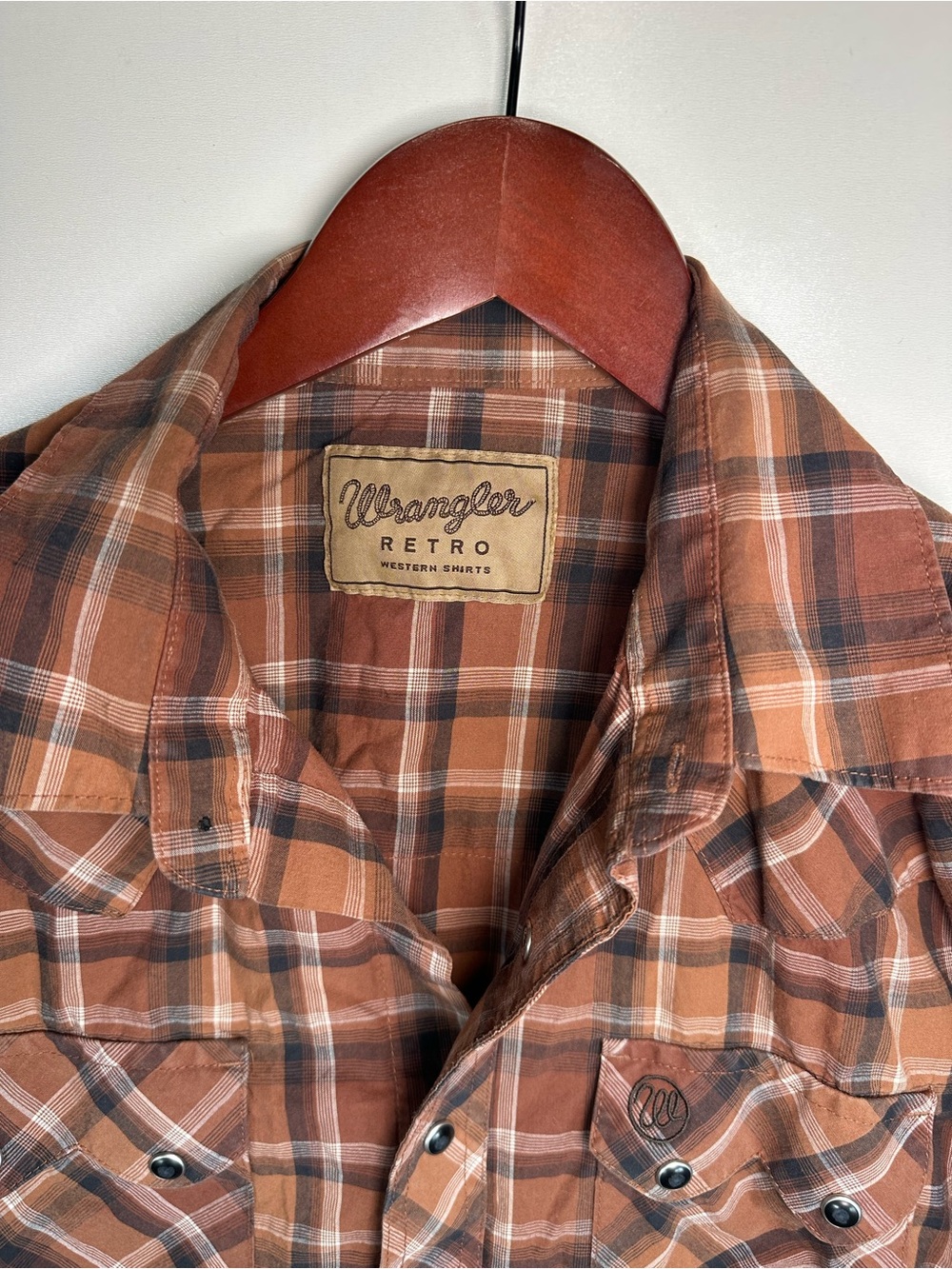 Wrangler Retro Men's Brown and Blue Plaid Button-Down Western 2 Pack - Picture 12 of 16
